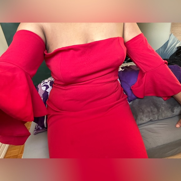 Plus Red Elegant Off The Shoulder Dress - Picture 6 of 7